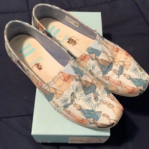 Women’s TOMS